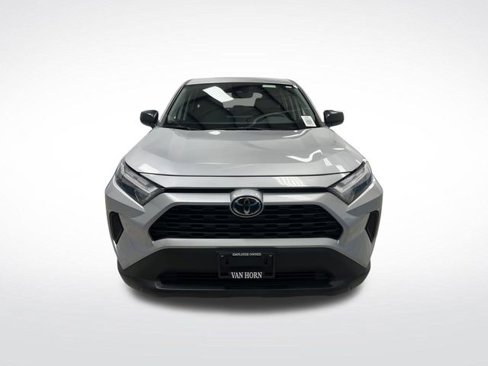 Used 2023 Toyota RAV4 LE image 9