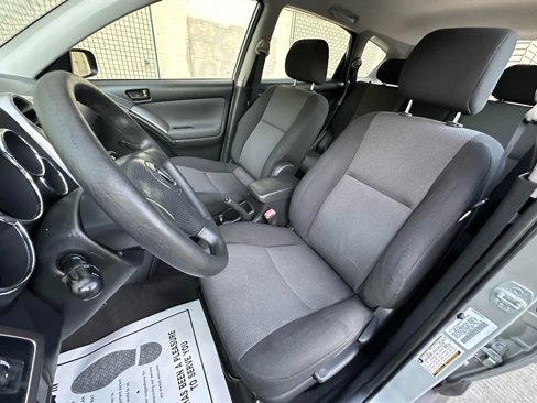 Used 2008 Pontiac Vibe image 12