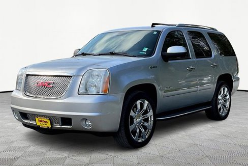 Used 2012 GMC Yukon Denali image 2