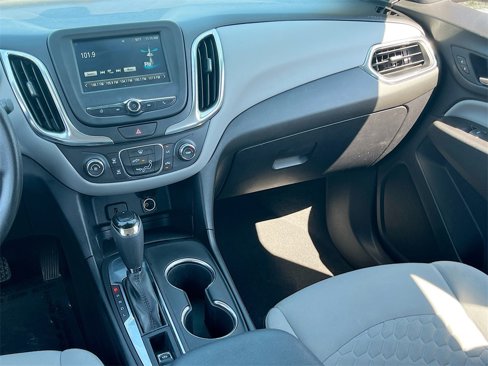 Used 2018 Chevrolet Equinox LS image 21