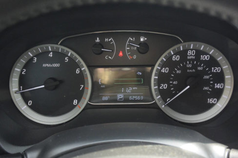 Used 2014 Nissan Sentra SR w/ SR Driver Package image 10
