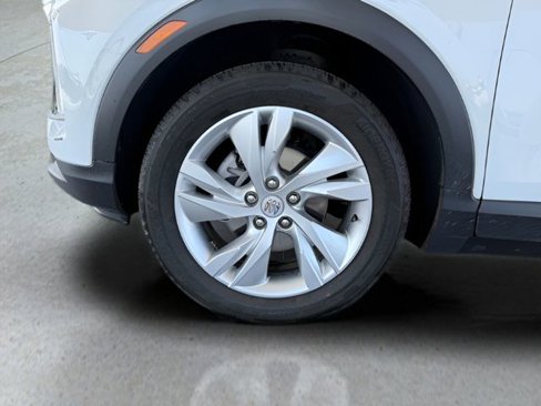 Used 2024 Buick Encore GX Preferred image 16