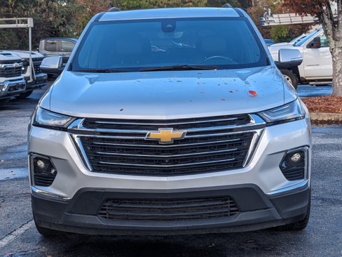 Used 2022 Chevrolet Traverse LT w/ LT Premium Package image 9