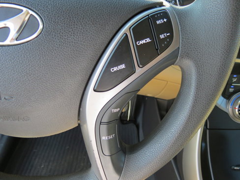 Used 2013 Hyundai Elantra GLS w/ Preferred Pkg image 14