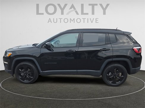 Used 2019 Jeep Compass Altitude image 2
