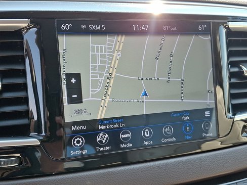 Used 2019 Chrysler Pacifica Touring-L Plus w/ Advanced Safetytec Group image 17