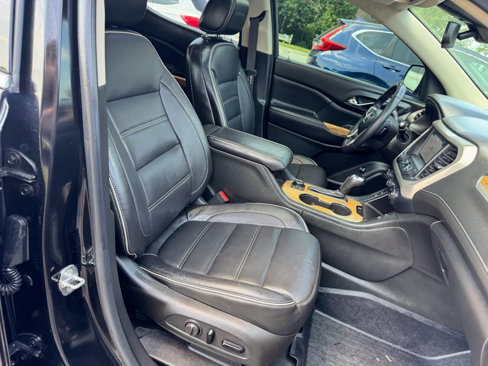 Used 2017 GMC Acadia Denali w/ Technology Package image 26