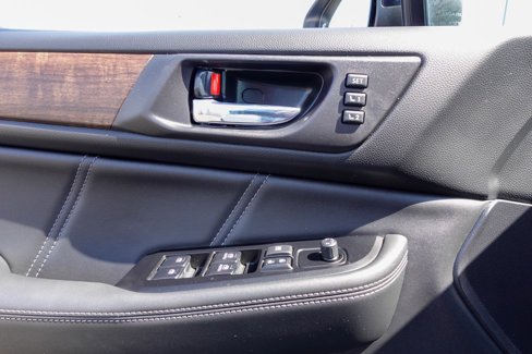 Used 2019 Subaru Outback 3.6R Limited image 12