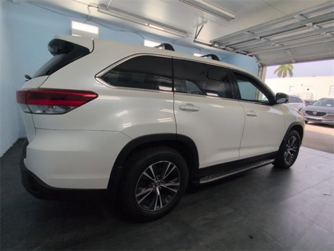 Used 2019 Toyota Highlander Plus image 15
