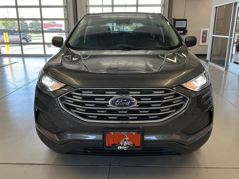 Used 2019 Ford Edge SE image 8