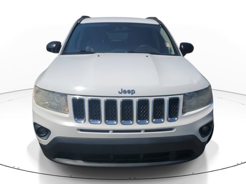 Used 2011 Jeep Compass 2WD image 2