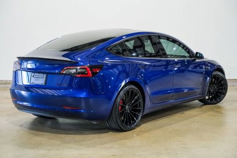Used 2022 Tesla Model 3 Performance image 5