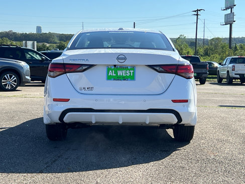 New 2025 Nissan Sentra SV image 6