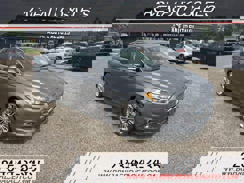 Used 2014 Ford Fusion SE w/ Equipment Group 202A image 2