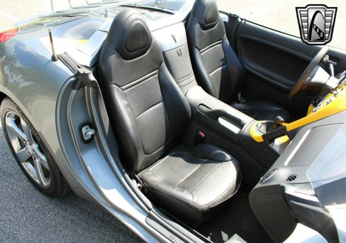 Used 2006 Pontiac Solstice Convertible w/ Premium Package image 26