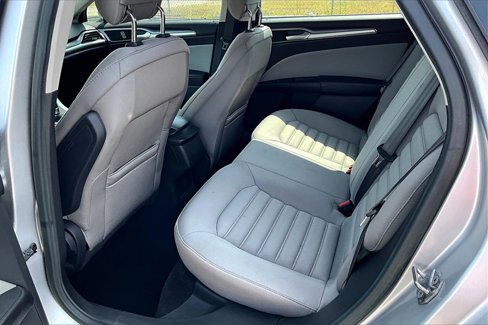 Used 2015 Ford Fusion S image 12