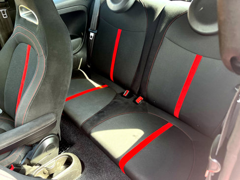 Used 2016 FIAT 500 Abarth w/ Comfort/Convenience Group image 17