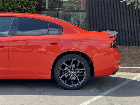 Used 2022 Dodge Charger SXT w/ Blacktop Package image 11