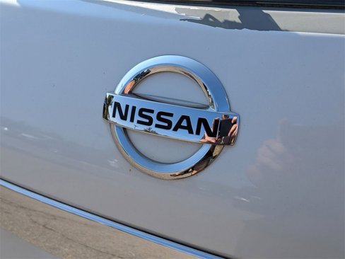 Used 2014 Nissan Rogue S image 10