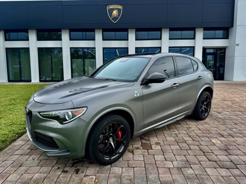 Used 2019 Alfa Romeo Stelvio Quadrifoglio image 1
