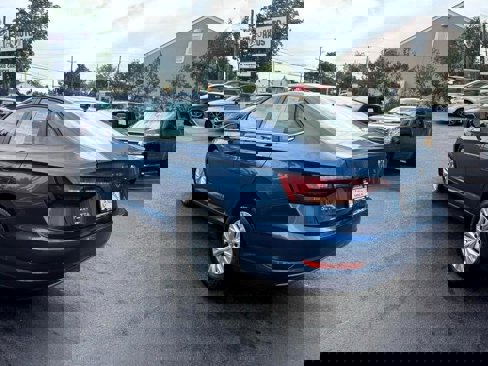 Used 2019 Volkswagen Jetta S w/ Driver Assistance Package image 4
