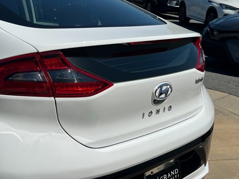 Used 2019 Hyundai Ioniq Limited image 15