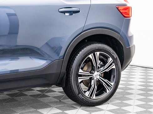 Used 2022 Volvo XC40 T5 Inscription w/ Advanced Package image 34