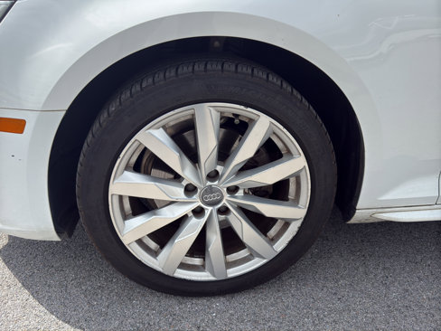 Used 2018 Audi A4 2.0T Ultra Premium w/ Convenience Package image 10