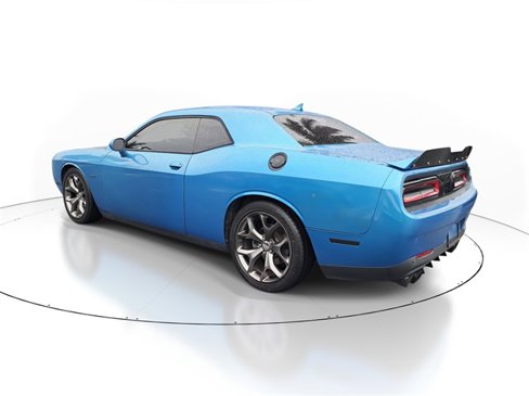 Used 2015 Dodge Challenger R/T Plus image 4