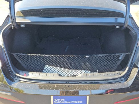 Certified 2025 Hyundai Elantra Sport w/ Cargo Package image 4