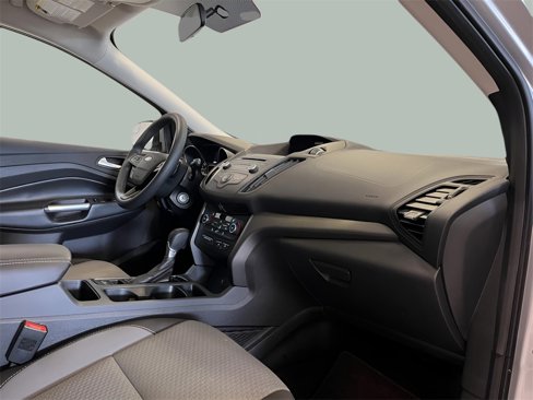 Used 2017 Ford Escape SE image 25