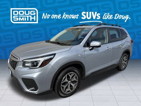Used 2021 Subaru Forester Premium image 1