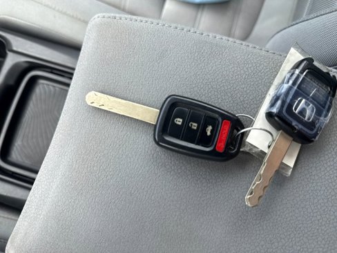 Used 2019 Honda CR-V LX image 29