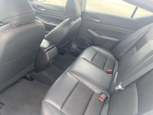 Used 2022 Nissan Altima 2.5 SR image 11