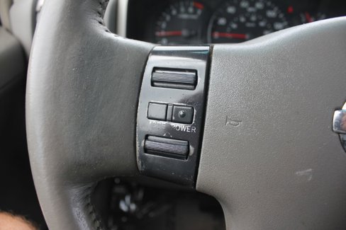 Used 2004 Nissan Armada LE w/ (SR2) Sunroof Pkg (LE) image 13