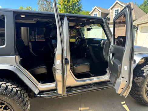 Used 2013 Jeep Wrangler Unlimited Sahara w/ Dual Top Group image 18