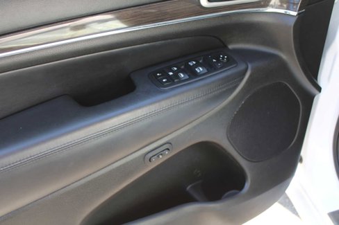 Used 2018 Jeep Grand Cherokee Overland image 20