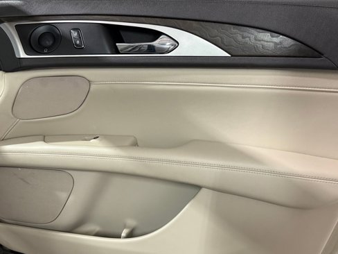 Used 2020 Lincoln MKZ Reserve w/ Elements Package image 39