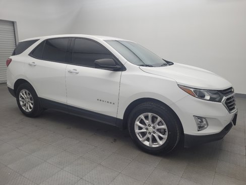 Used 2019 Chevrolet Equinox LS w/ LS Convenience Package image 11