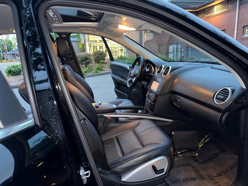 Used 2010 Mercedes-Benz ML 550 4MATIC image 17