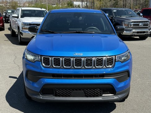 Used 2024 Jeep Compass Sport image 9