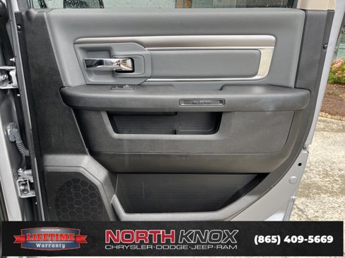 Used 2021 RAM 1500 Classic SLT image 25