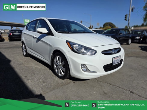 Used 2013 Hyundai Accent SE image 1