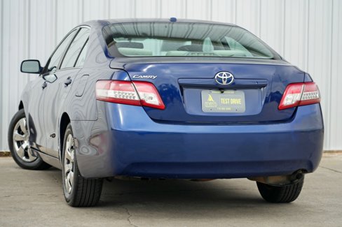 Used 2010 Toyota Camry image 4