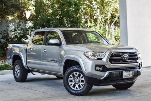 Used 2019 Toyota Tacoma SR5 image 1