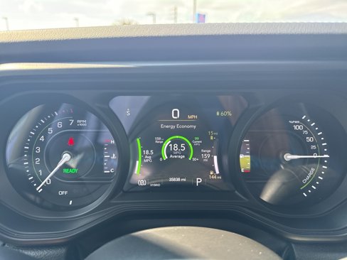 Used 2024 Jeep Wrangler Unlimited Rubicon 4xe image 15