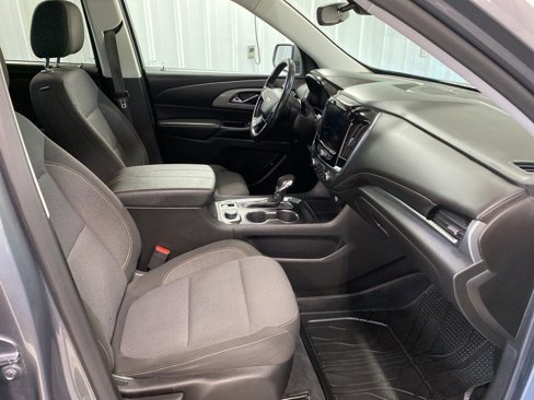 Used 2021 Chevrolet Traverse LT image 26