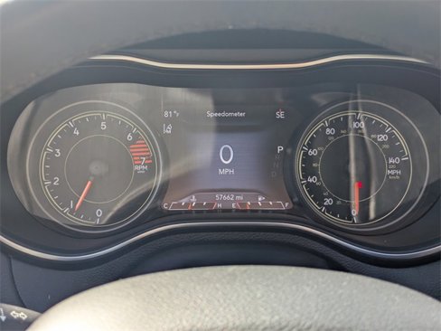 Used 2023 Jeep Cherokee Altitude Lux image 33
