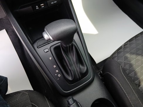 Used 2020 Kia Rio LX image 19