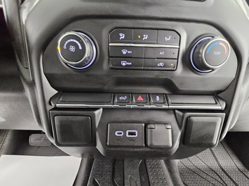 Used 2021 Chevrolet Silverado 1500 Custom image 15